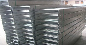 阶梯式钢制电缆桥架